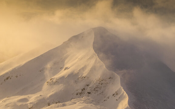 Stob Binnein at Sunrise