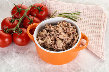 Canned tuna fish for salad