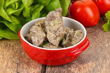 Chicken liver with cream sauce