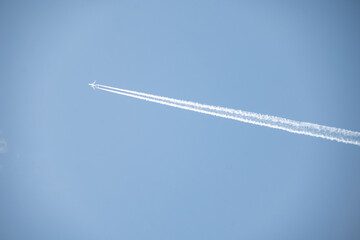 飛行機雲