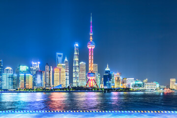 Obraz premium Shanghai city center skyline panorama at night in China