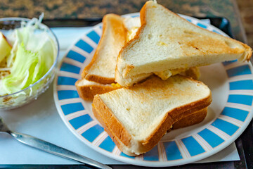 朝食にぴったりなトーストサンドイッチ
