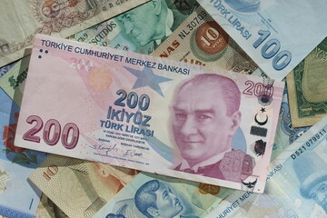 two hundred turkish lira note 