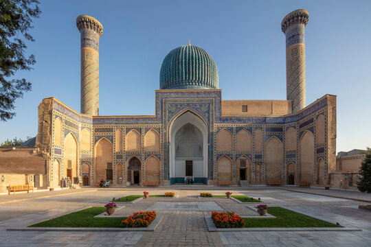 Uzbekistan, Samarkand, Gur-e-Amir mausoleum, resting place of Timur
