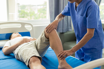 Physiotherapist working with patient in close clinic, physical rehabilitation, doctor giving advice to patient Ankle problems and flexor injuries - obrazy, fototapety, plakaty