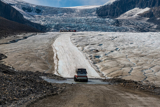 Specialized icefield truck on the Columbia Icefield, Glacier Parkway, Alberta, Canada
