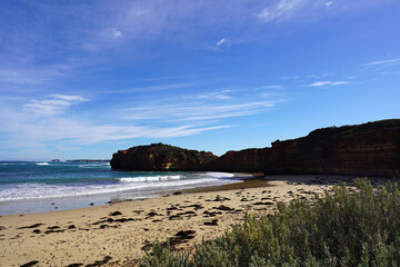 Beautiful rock formation and ocean landscape along the way of in the Great Ocean Road