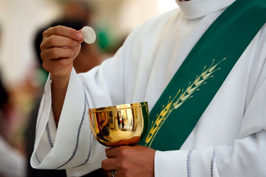 Sunday Mass, Holy Communion, Catholic church, Ho Chi Minh City, Vietnam, Indochina