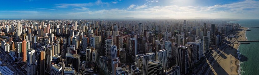 Vista aérea panorâmica de Fortaleza, Brasil