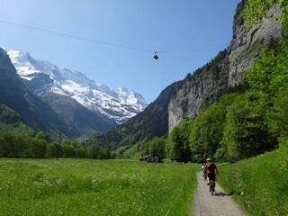 Fototapeta na wymiar Mountain hiking in Switzerland