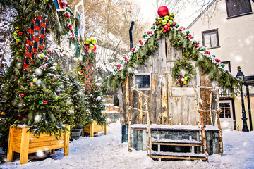 Naklejka premium Petit Champlain hut under the snow in the Old Quebec city.