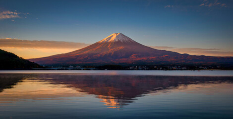 Fototapeta na wymiar Landscape image of Mt. Fuji over Lake Kawaguchiko at sunrise in Fujikawaguchiko, Japan.