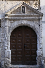 Ancient door - village in Eure et Loire - Gallardon - France