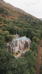 Hidden jewel in scottish highlands is St. Conan’s Kirk church where you can find piece of bone from Robert the Bruce. 