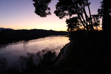 Atardecer en el rio Miño