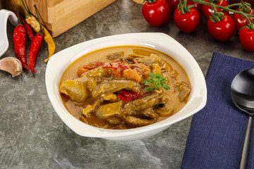 Yellow THai curry with beef