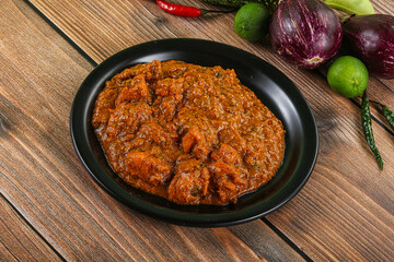 Indian cuisine - chicken masala sauce