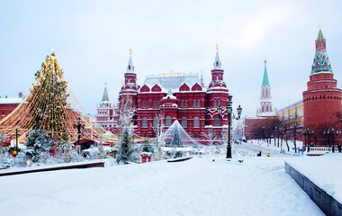 Moscow.Russia. Manezhnaya Square. The Historical Museum. New Year.
It is the largest national historical museum in Russia. The building on Moscow's Red Square was built in 1875-1883. - 695363702