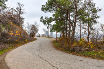 Kustba road leading to Turtle Lake rest area (Vake, Tbilisi, Georgia)