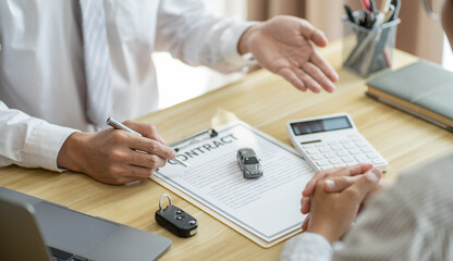 Loss Adjuster Insurance Agent Inspecting Damaged Car. .Sales manager giving advice application form document considering mortgage loan offer for car  insurance - obrazy, fototapety, plakaty