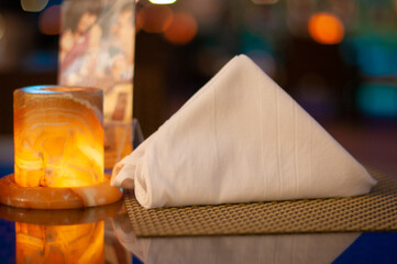 cocktail candle and napkin serving table