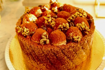 Cake on the golden plate 