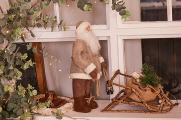 Saint Nicholas with a small sleigh in the interior. © Natalia