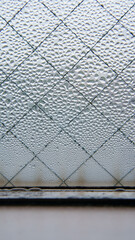 冬の窓ガラスの結露