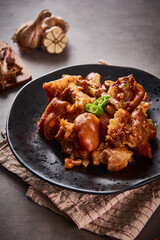 Delicious Korean jokbal late night snack