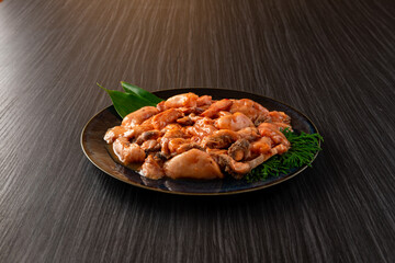 ホルモンの味噌漬け　皿盛り　Offal marinated in miso