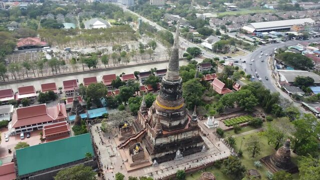 The temples in the ancient city of Ayutthaya in Thailand are a special sight. Built between the 13th and the 17th century, still as impressing as they were.