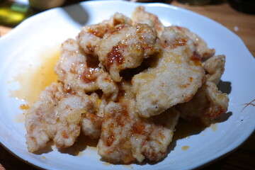 Double Cooked Pork Slices is a type of Chinese style dish made with pork sliced into pieces, coated in potato starch and deep-fried until crispy.