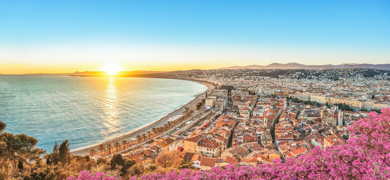 Fototapeta France - Panorama cityscape at Nice city in Cote D' Azur, French Riviera - Luxury travel
