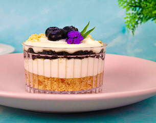 Coconut cake, strawberry cake, blueberry, food, dessert