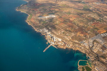 Vue aérienne de la côte italienne