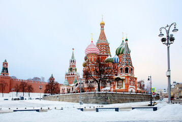 Moscow, Russia St. Basil's Cathedral. Kremlin. The Spasskaya Tower. Winter 2023
This is one of the most beautiful and ancient temples in Moscow, the most important decoration of the Red Square. - 695879139