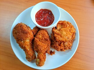 chicken wings with sauce