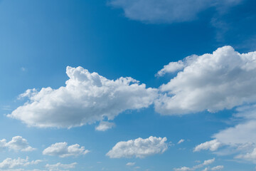 Fototapeta premium Beautiful blue sky with white clouds