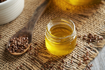 Linseeds with flax seed oil