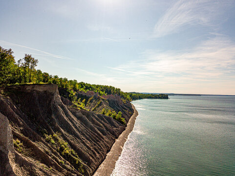 Sodus Bay Chimney Bluffs