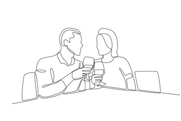 A couple of happy romantic dinner lovers. Candle light dinner one-line drawing