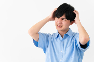 Fototapeta premium 私服姿の若い男性 ライフスタイルイメージ