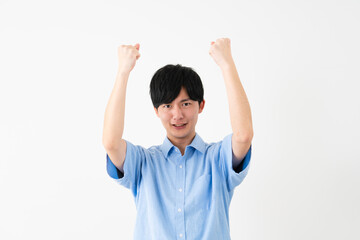 私服姿の若い男性　ライフスタイルイメージ