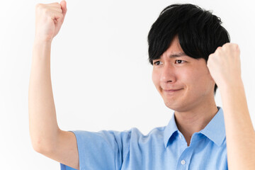 私服姿の若い男性　ライフスタイルイメージ