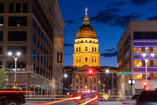 Twilight view of the historic state capitol building of downtown Topeka, Kansas, USA.