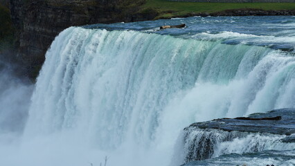 The beautiful Niagara waterfall landscape in autumn