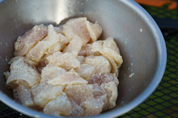 Fried fish with lemon Food that can be eaten even when camping
