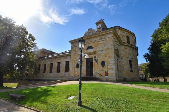 ゲルニカのバスク議事堂