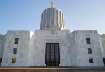 Oregon State Capitol building, State government office in Salem, Oregon - obrazy, fototapety, plakaty