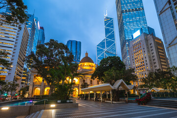 Scenery of the Statue Square, a public pedestrian square in Central, Hong Kong, China. - obrazy, fototapety, plakaty